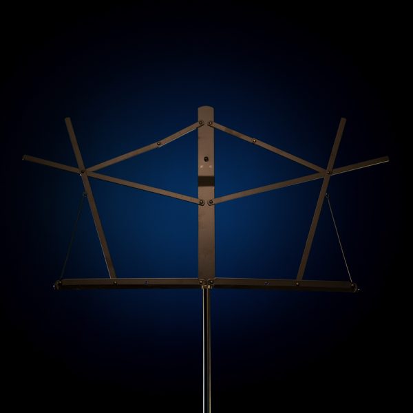 closeup of top of Stageline music stand