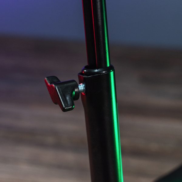 closeup of adjustable part of Stageline stand